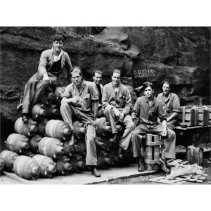 RAAF staff at Glenbrook Tunnel, WWII