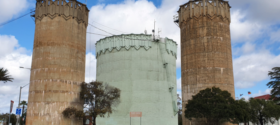 Image of Art Deco water towers at Leeton.